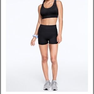 PINK Black Seamless Workout Shortie